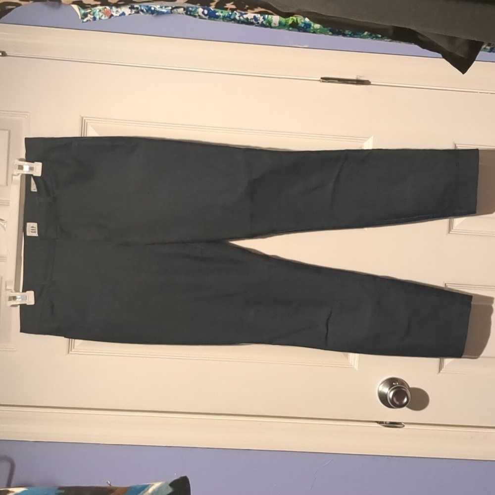 GAP Size 6 Navy Pants